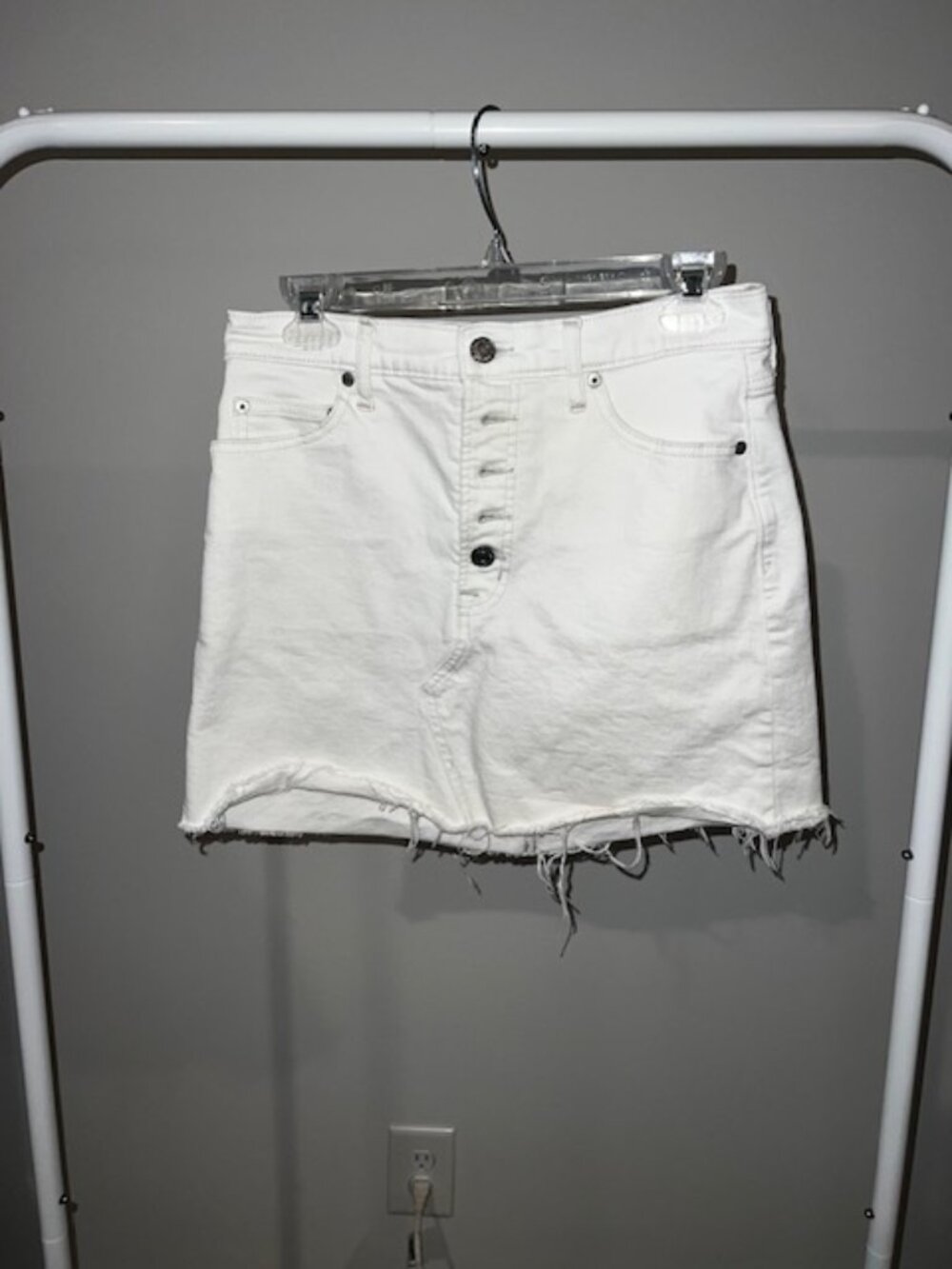 Gap White jean skirt